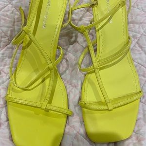 Marc Fisher sandals